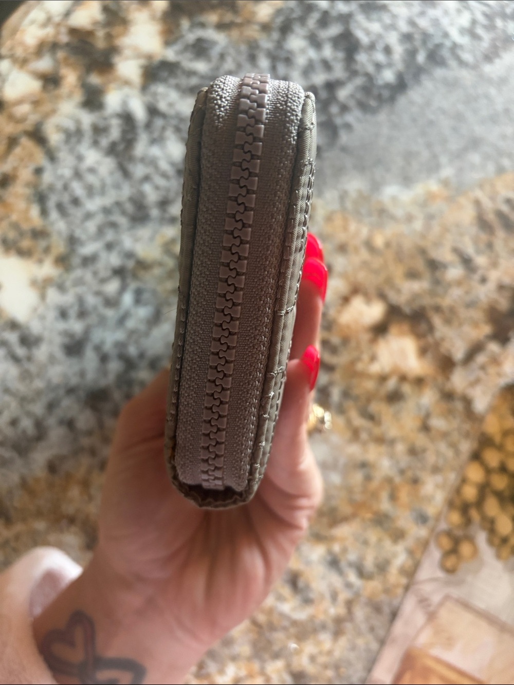 Marc by Marc Jacobs Quilted Taupe Zip Wallet with Logo Plaque - Picture 6 of 15